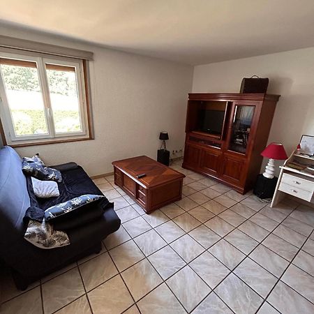Chambres Des Arrys Bas-en-Basset Esterno foto