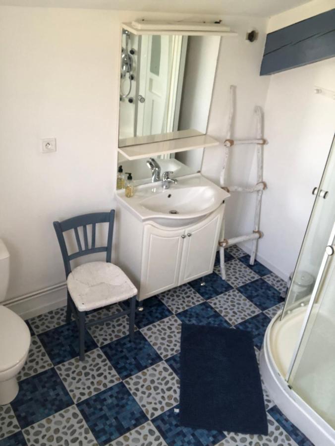 Chambres Des Arrys Bas-en-Basset Esterno foto